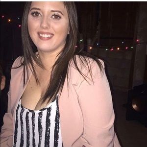 Meet your Posher, Abigail